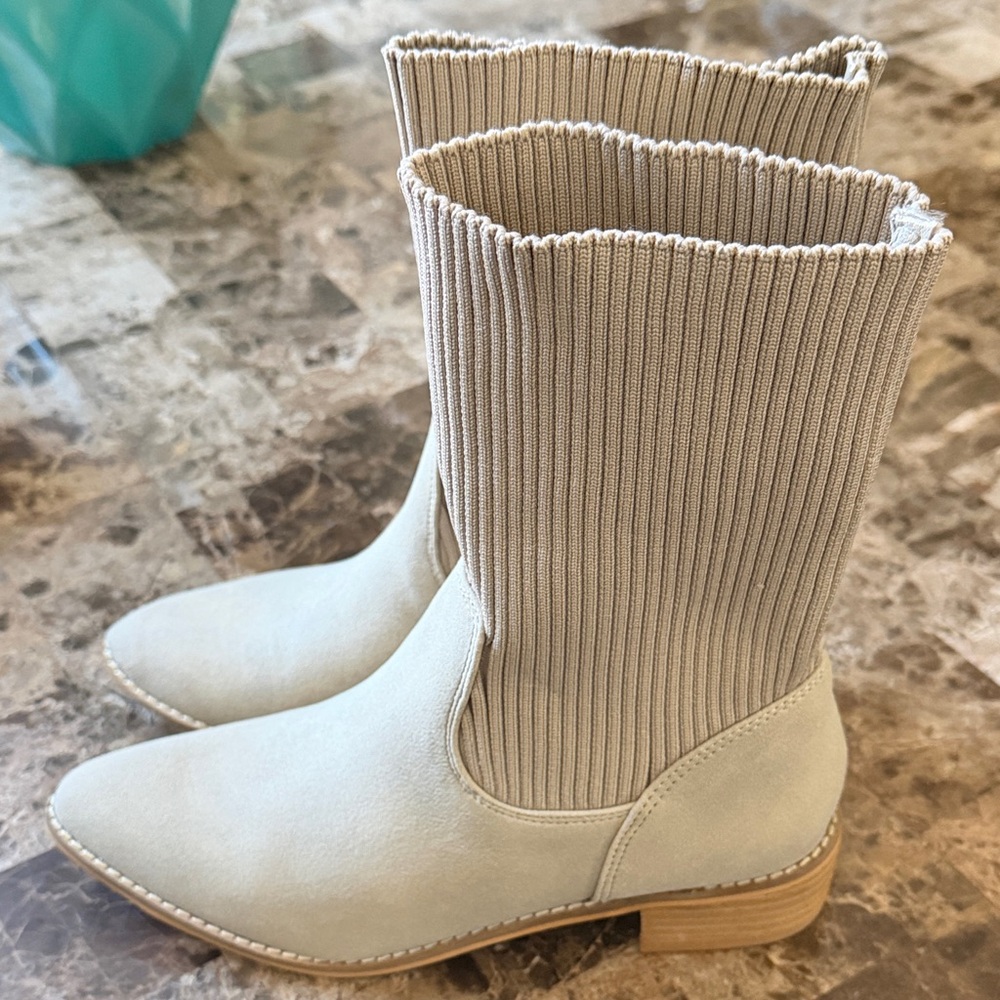 NEW CCOCCI Ribbed Knit Cuff Taupe Boot 6 - Picture 6 of 9